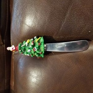 SPODE 4.5 " Christmas Cheese Cutter. Christmas Elf on Top.